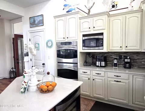 Kitchen - 125 Tower Ln, Kill Devil Hills, NC 27948 photo 3 of 6