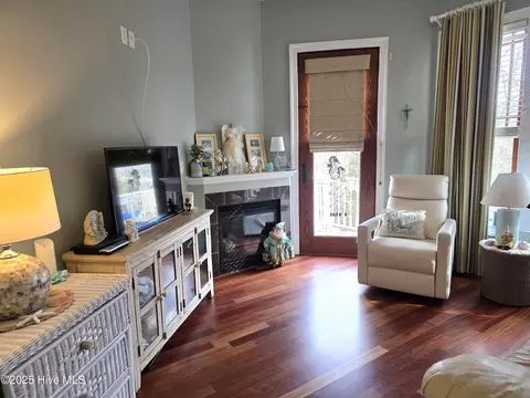 Living - 125 Tower Ln, Kill Devil Hills, NC 27948 photo 4 of 8