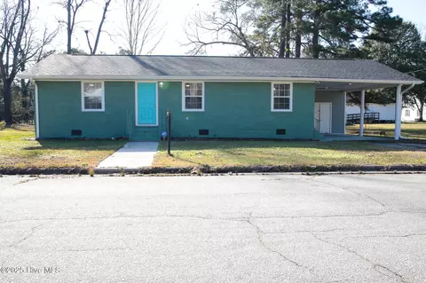 216 E Webster St, Whiteville, NC 28472