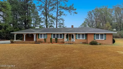 5308 Nc Highway 87, Elizabethtown, NC 28337