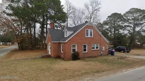 311 S 7th St, Smithfield, NC 27577 photo 3