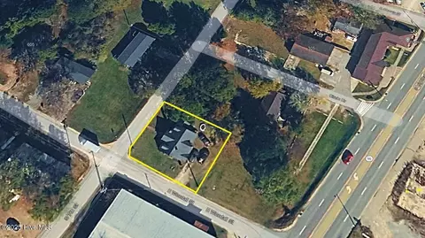 311 S 7th St, Smithfield, NC 27577 photo 6