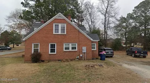 311 S 7th St, Smithfield, NC 27577 photo 4