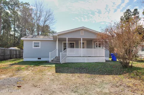5347 Lakewood Dr SW, Shallotte, NC 28470