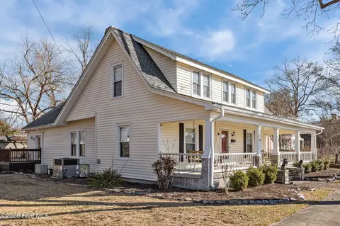 Exterior - 439 Second St, Ayden, NC 28513 photo 4 of 14