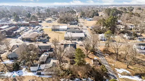 View/Area - 439 Second St, Ayden, NC 28513 photo 2 of 7