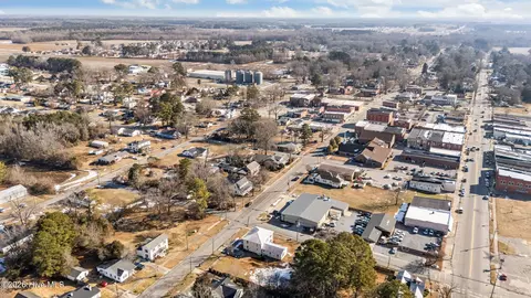 View/Area - 439 Second St, Ayden, NC 28513 photo 7 of 7