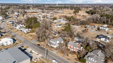 View/Area - 439 Second St, Ayden, NC 28513 photo 4 of 7