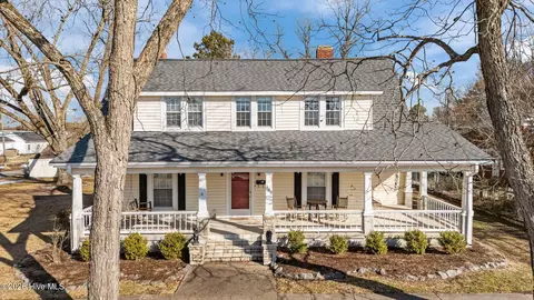Exterior - 439 Second St, Ayden, NC 28513 photo 6 of 14