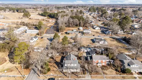 View/Area - 439 Second St, Ayden, NC 28513 photo 5 of 7