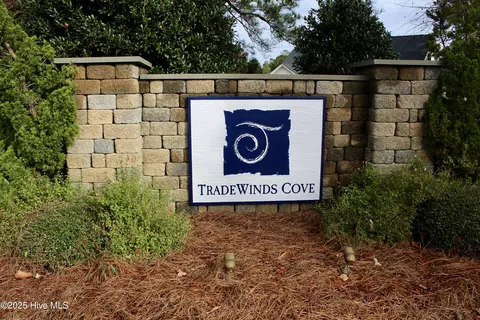 12 Tradewinds Dr, Hampstead, NC 28443 photo 2