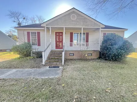 2302 Fitch Dr E, Wilson, NC 27893