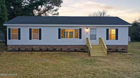 131 Faris Dr, Grandy, NC 27939 photo 5