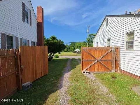 206 N Mccaskey Rd, Williamston, NC 27892 photo 24