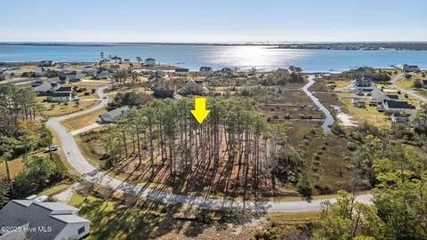 110 112 Ashley Ln, Beaufort, NC 28516