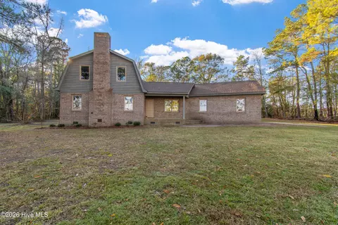 50 Irvin Enzor Rd S, Fair Bluff, NC 28439