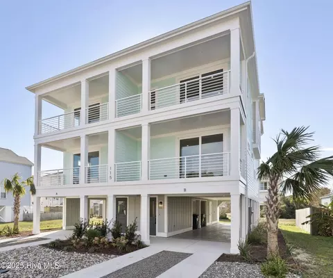115 Hanby Ave #B, Kure Beach, NC 28449