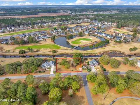 1070 N Middleton Dr NW, Calabash, NC 28467