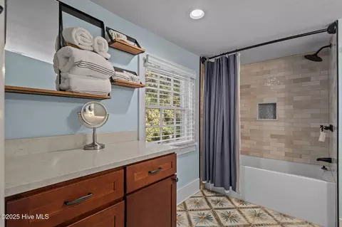 Bath - 45 Everette Rd, Pinehurst, NC 28374 photo 4 of 5