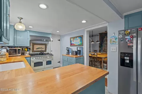 Kitchen - 45 Everette Rd, Pinehurst, NC 28374 photo 1 of 6