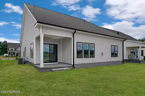 Exterior - 1071 Montevallo Ln, Ayden, NC 28513 photo 2 of 3