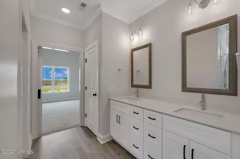 Entry Way - 1071 Montevallo Ln, Ayden, NC 28513 photo 3 of 4