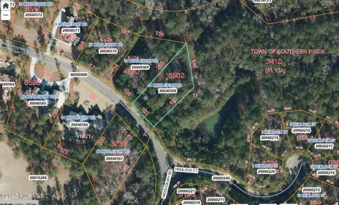 41 Middlebury Rd, Pinehurst, NC 28374
