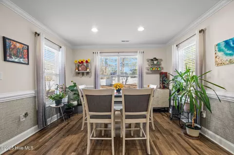 Dining - 420 Crown Dr, Washington, NC 27889 photo 1 of 1