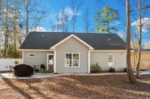 Exterior - 420 Crown Dr, Washington, NC 27889 photo 1 of 6