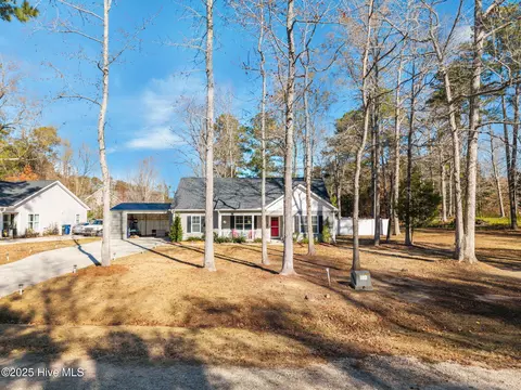 Exterior - 420 Crown Dr, Washington, NC 27889 photo 6 of 6