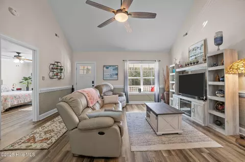 Other - 420 Crown Dr, Washington, NC 27889 photo 5 of 12
