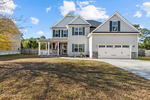 205 Zonnie Ln, Jacksonville, NC 28540