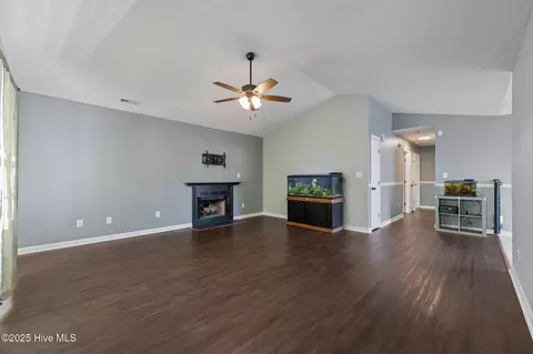 506 Sumrell Way, Hubert, NC 28539 photo 4