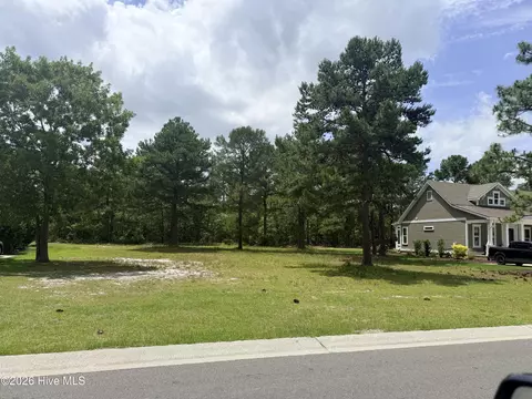 9484 Fallen Pear Ln NE, Leland, NC 28451