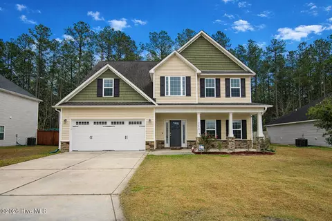 220 Wood House Dr, Jacksonville, NC 28546