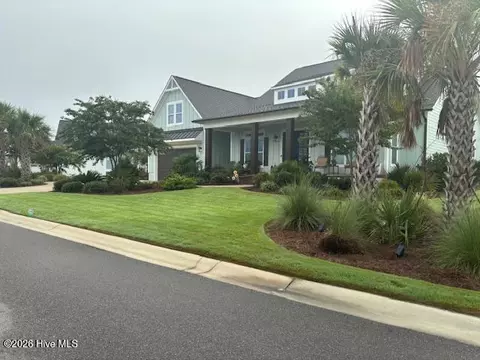 163 Voyager Way, Hampstead, NC 28443