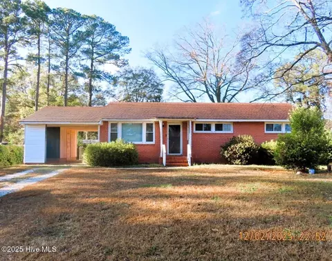 105 Sumpter Dr, Goldsboro, NC 27534