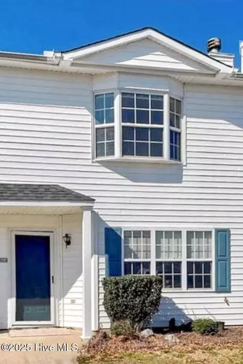 3921 Sterling Pointe Dr #LL4, Winterville, NC 28590