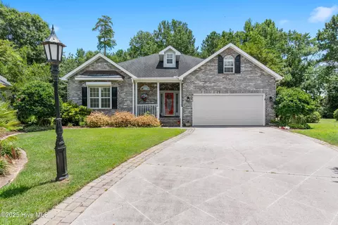 9113 Twin Bay Ct NW, Calabash, NC 28467