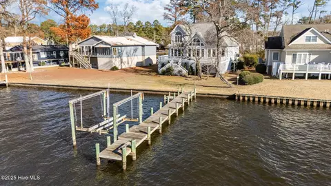 144 E River Acres Rd, Washington, NC 27889 photo 9