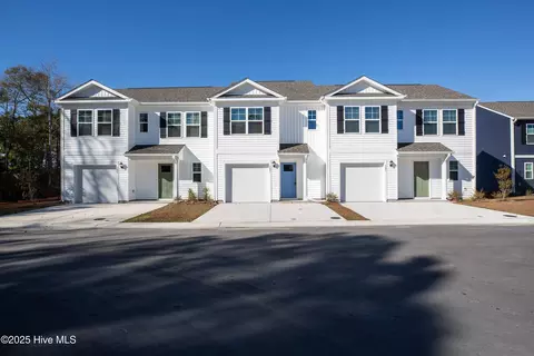 118 N Grassland Rd UNIT 16, Surf City, NC 28445
