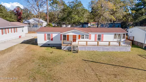 1761 Kittrell Dr SW, Ocean Isle Beach, NC 28469
