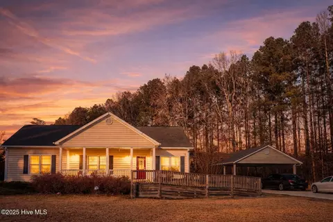 107 Brant Ct, Windsor, NC 27983