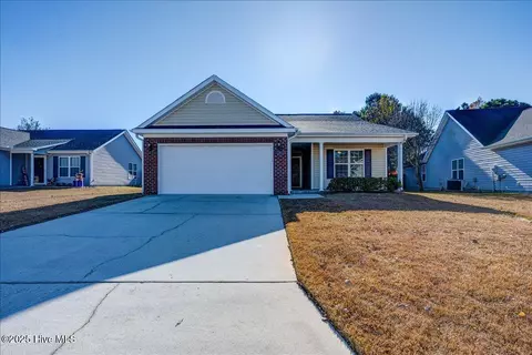 110 Els Ln, New Bern, NC 28560