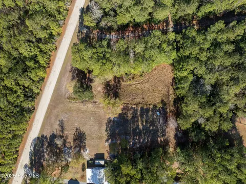 L1 Virginia Lane, Sneads Ferry, NC 28460