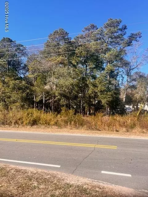 3719 Sunset Harbor Rd SE, Bolivia, NC 28422
