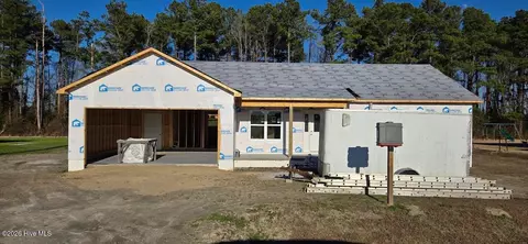 126 Buckskin Dr, Pollocksville, NC 28573