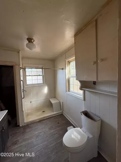 Bath - 120 Burkett Rd, Dover, NC 28526 photo 2 of 5