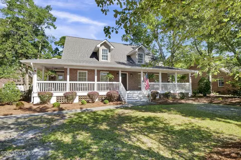 117 Center Dr, Hampstead, NC 28443 photo 4