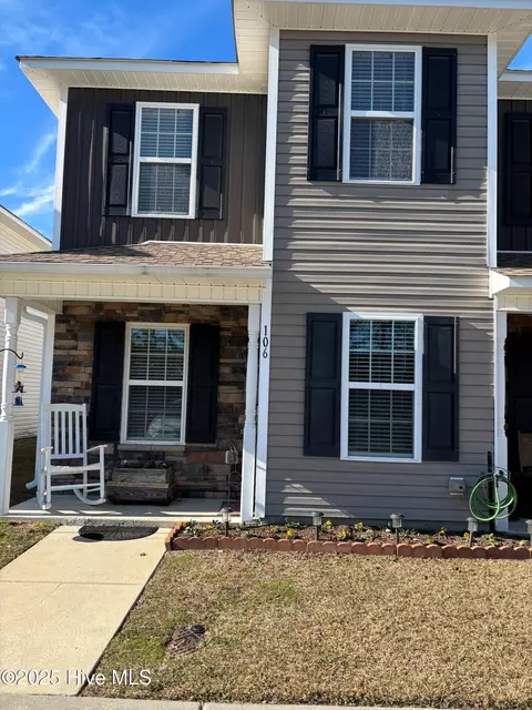 106 Meadow Way, Havelock, NC 28532